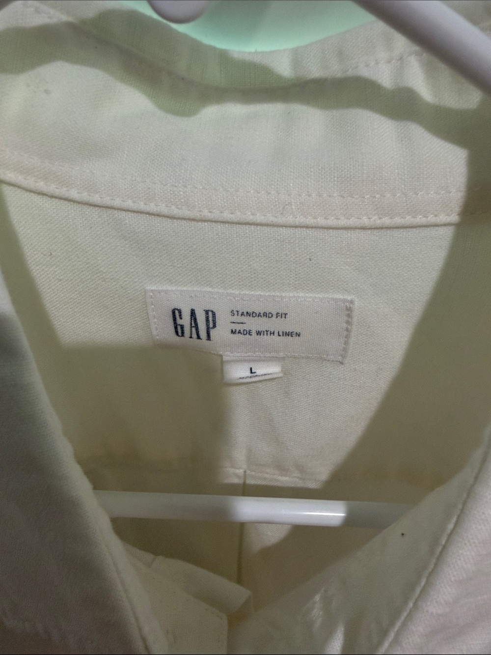 GAP Men's Off-White long sleeve button-up shirt - Picture 2 of 3
